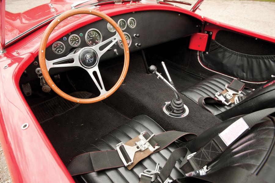 Торпедо ERA 427 SC Cobra Roadster 1990 года  (фото 4 из 19)